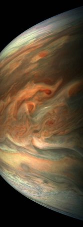 Непередаваемые краски Юпитера: новое фото «Юноны»