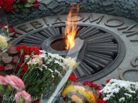 Украденная история: памятник Неизвестному солдату в Киеве превратили в мемориал Первой мировой (ФОТО, ВИДЕО)