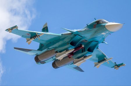 Компания "Сухой" передала ВКС России очередную партию самолетов Су-34