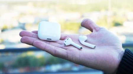 Наушники Apple заменили слуховой аппарат