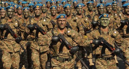Алиев: Ереван должен показать план вывода войск из Карабаха