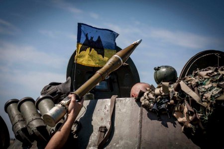 На Донбассе убит украинский военный, в командовании сообщили подробности | Русская весна