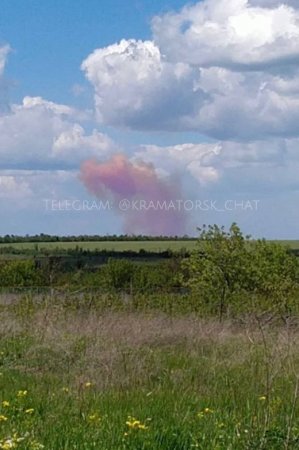 Очередная украинская провокация: Между Краматорском и Славянском прогремел взрыв, поднялся красно-оранжевый столб дыма
